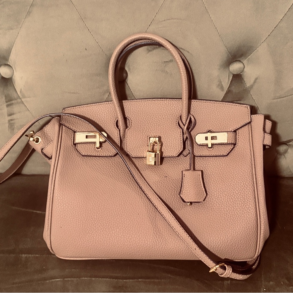 Elegant Taupe colored Handbag